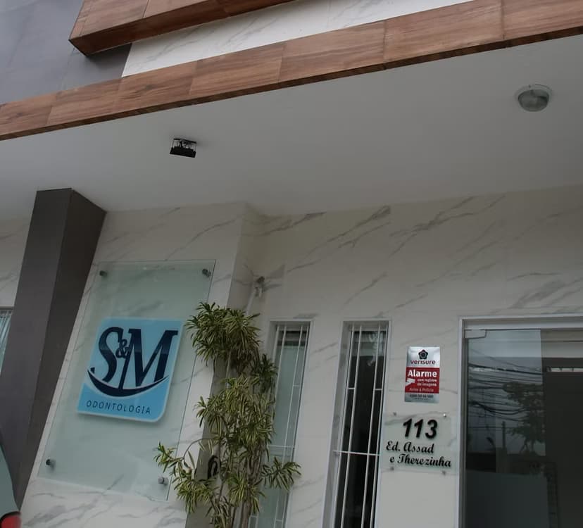 Prédio do S&M Instituto Educacional em São Francisco, Niterói